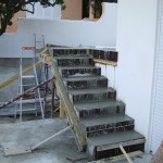 escalier-beton-porte-a-faux-macon-alpes-maritimes-06-var-83-launay-construction